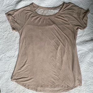 Andree’ by Unit short sleeve top